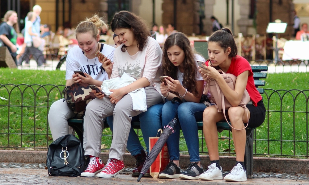 Telefonía celular: Alcanzar a la mitad del mundo