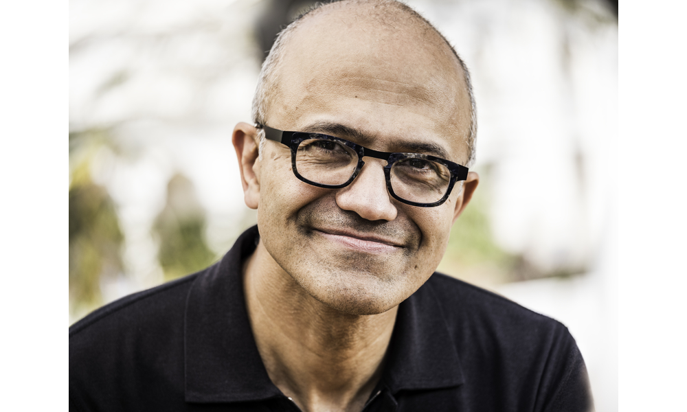 CEO cura en salud a Microsoft